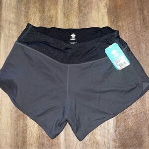rabbit Women’s Pocket Shorts 4"- running shorts